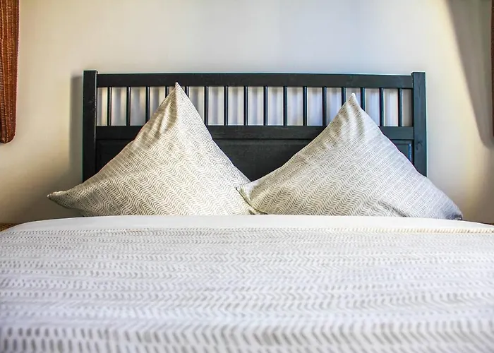 Exklusive 2 Zimmer Wohnung Mit Balkon In Top Lage!