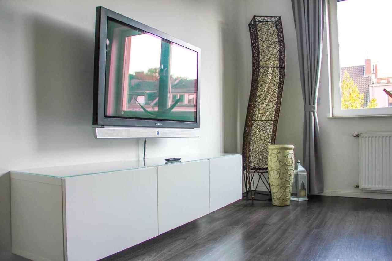 Exklusive 2 Mit Balkon In Lage! BRE