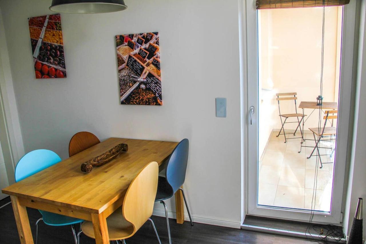 Exklusive 2 Mit Balkon In Lage! * BRE