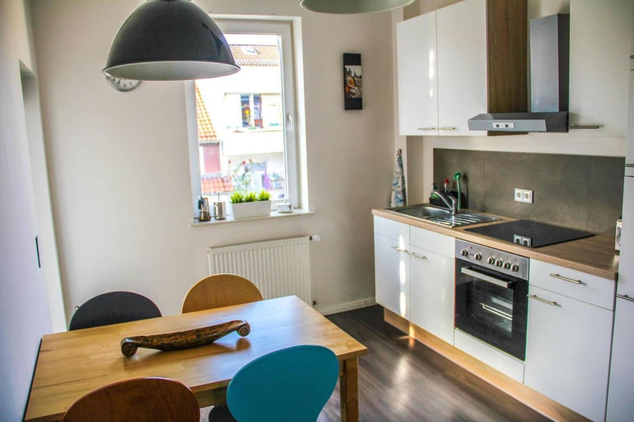 Exklusive 2 Mit Balkon In Lage! Appartement *